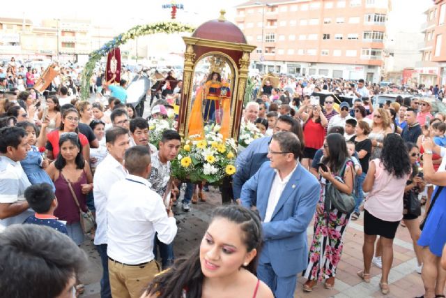 La comunidad ecuatoriana se congrega en torno a la Virgen del Cisne