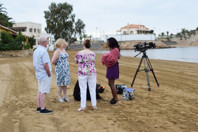 La TV británica Chanel 4 rueda en la bahía de Mazarrón