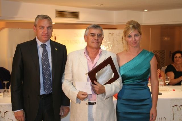 Campillo y Soria con el ganador, Juan Valero
