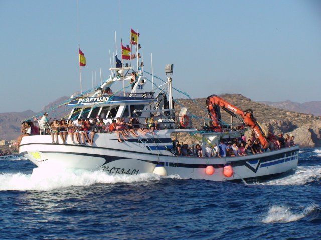 El buque 'Guiñamón' portará la imagen de la Virgen del Carmen en procesión marinera