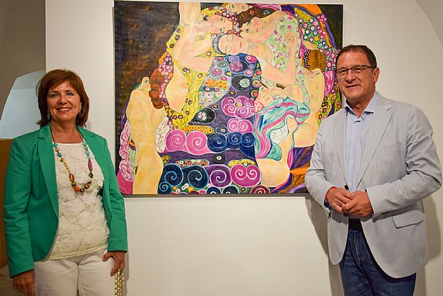 Isabel Iborra expone ´La mujer en mis pintores favoritos´ en las Casas Consistoriales