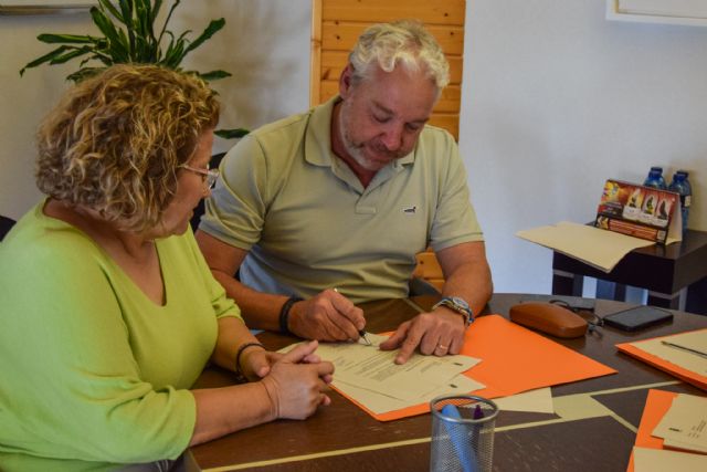 Los trabajadores del Servicio de Emergencias Municipal y Protección Civil toman posesión de sus puestos tras un proceso de regularización