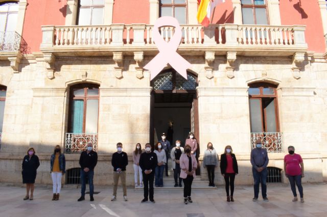 Casas Consisitoriales y el Ságrado Corazón del Puerto se iluminarán hoy en rosa por el Día Mundial Contra el Cáncer de Mama'