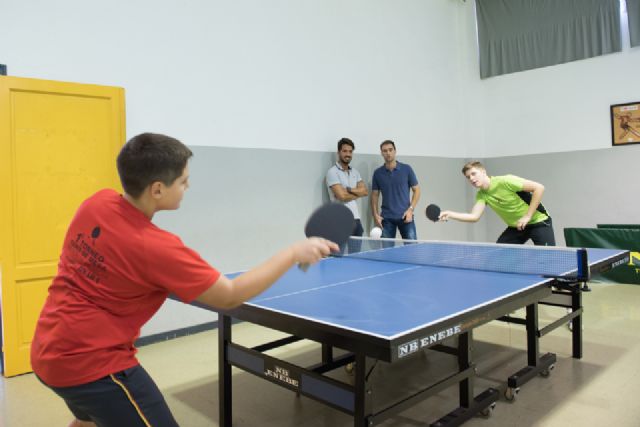 El pabellón de la Aceña acoge este sábado una concentración nacional de tenis de mesa