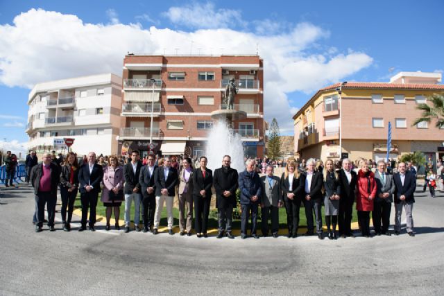 Vecinos y corporación municipal rinden homenaje a las víctimas de los accidentes mineros