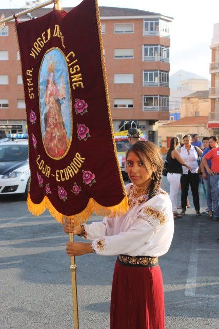 La comunidad ecuatoriana vive sus fiestas en honor a 'La Churonita'