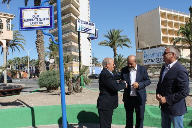 Inaugurada la calle en homenaje al Almirante Antonio Moreno Barberá
