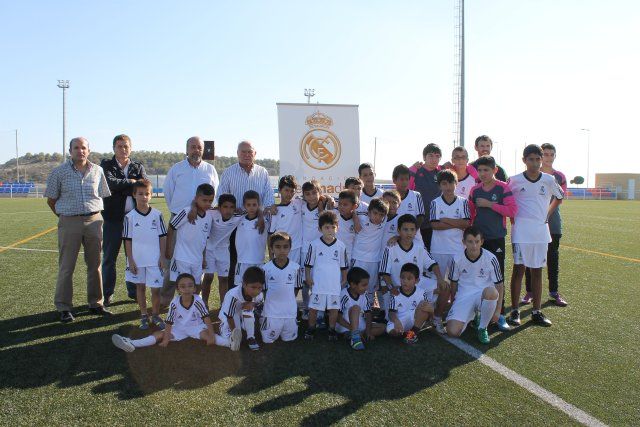 55 niños comienzan su formación en la Escuela Deportiva de la Fundación Real Madrid