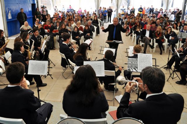 La Asociación Musical Maestro Eugenio Calderón presenta a sus nuevos músicos en el concierto de Santa Cecilia