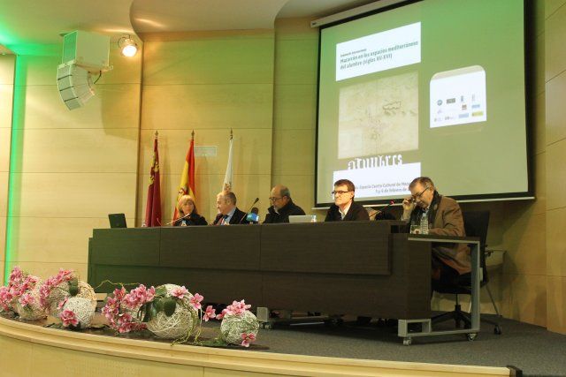 Inaugurado el seminario internacional sobre el alumbre
