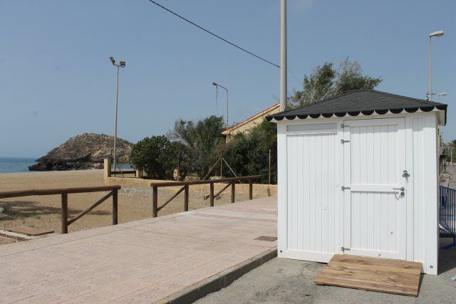 El ayuntamiento mejora instalaciones y accesos en playas de cara a la nueva temporada de verano