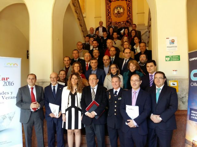 La Universidad del Mar programa dos cursos de verano en Mazarrón