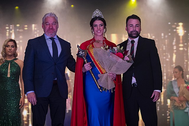 Ana Hernández García se corona como Reina de las Fiestas Patronales 2023