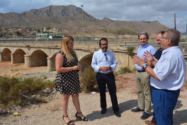 Fomento reforzará la seguridad del puente sobre la rambla de Las Moreras en Mazarrón