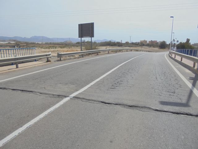 Salen a licitación los trabajos para mejorar el firme y el drenaje de la carretera que enlaza Mazarrón y Bolnuevo