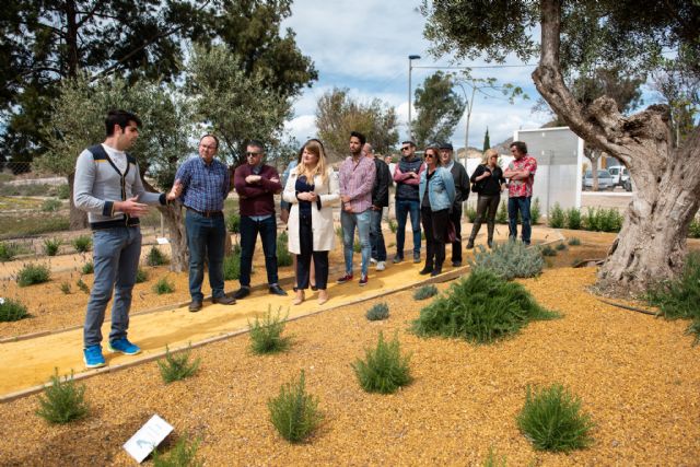 El jardín etnobotánico crea un nuevo espacio de educación medioambiental en el municipio