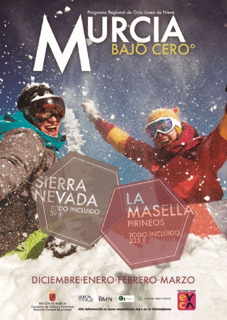 El programa 'Murcia bajo cero' anima a los jóvenes del municipio a practicar deportes de nieve