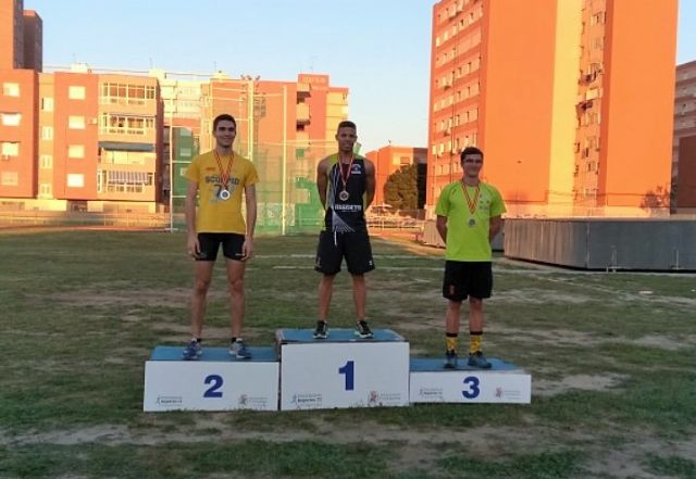 Ismael Belhaki y Miriam Sánchez suman medallas en Cartagena para Club Atletismo Mazarrón