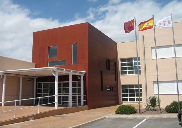 Los electores del colegio Francisco Caparrós ejercerán su derecho a voto el próximo 23J en el Infanta Leonor