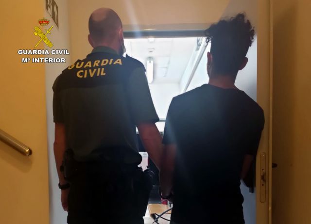La Guardia Civil detiene al presunto autor de varios delitos contra la libertad sexual