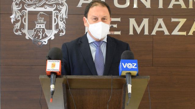 El alcalde de Mazarrón pone a disposición de los centros de salud los medios municipales para el control de la pandemia y programa de vacunación
