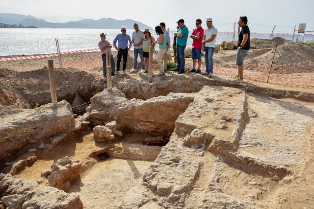 Ginés Campillo defiende la puesta en valor de los restos arqueológicos aparecidos en las obras del Paseo del Alamillo