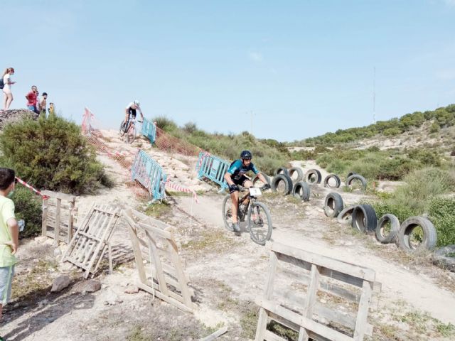 Mazarrón celebra otra exitosa cita con el ciclismo con el III G.P. de XCO 'Bahía de Mazarrón'