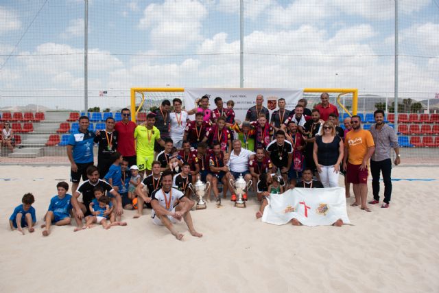 Subcampeonato para el bala azul en la fase final de la liga nacional de fútbol playa celebrada en Mazarrón