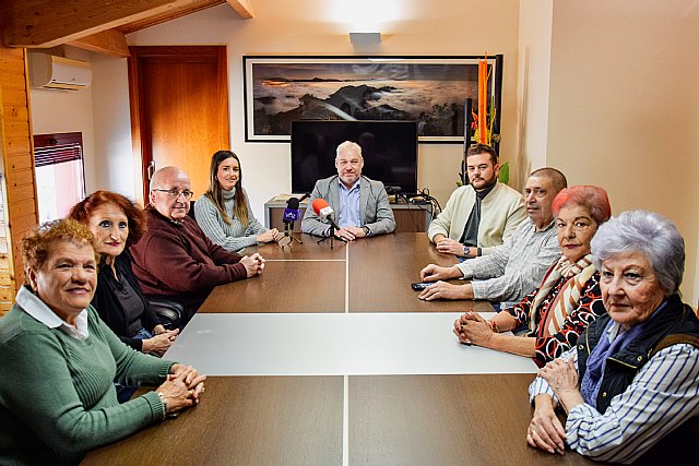 El Alcalde recibe a los miembros del renovado Consejo de Participación del Centro de Mayores de Mazarrón