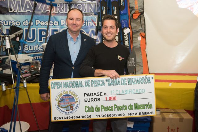 El XIII Open de Pesca Bahía de Mazarrón reúne a 130 participantes