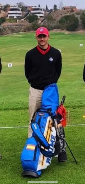 El mazarronero Ángel Pérez ha representado a Murcia en el campeonato de España de golf por federaciones autonómicas en la categoría sub-18 masculina