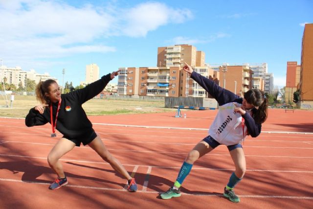 Cristina Dávila, Miriam Sáez y Miriam Sánchez suman nuevos éxitos para el Club Atletismo Mazarrón
